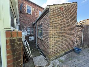 Photo 8- click for photo gallery